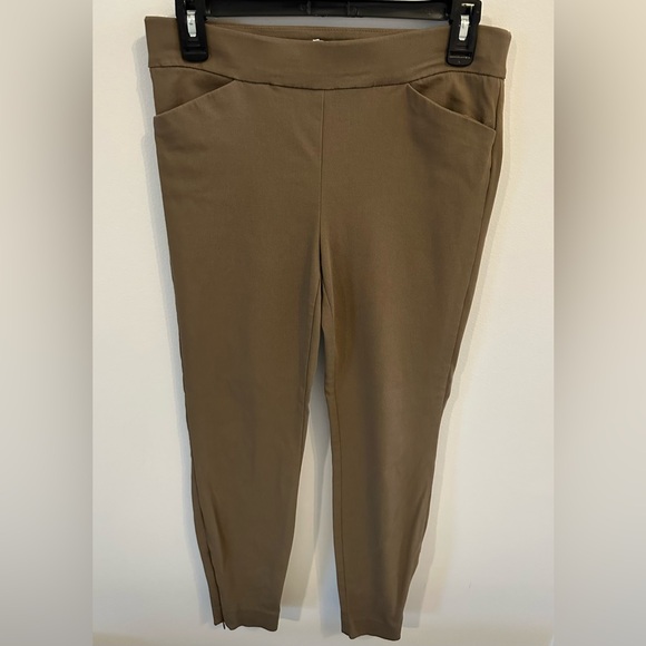 White House Black Market Pants - White House Black Market Slim Brown Ankle Pants, size 6